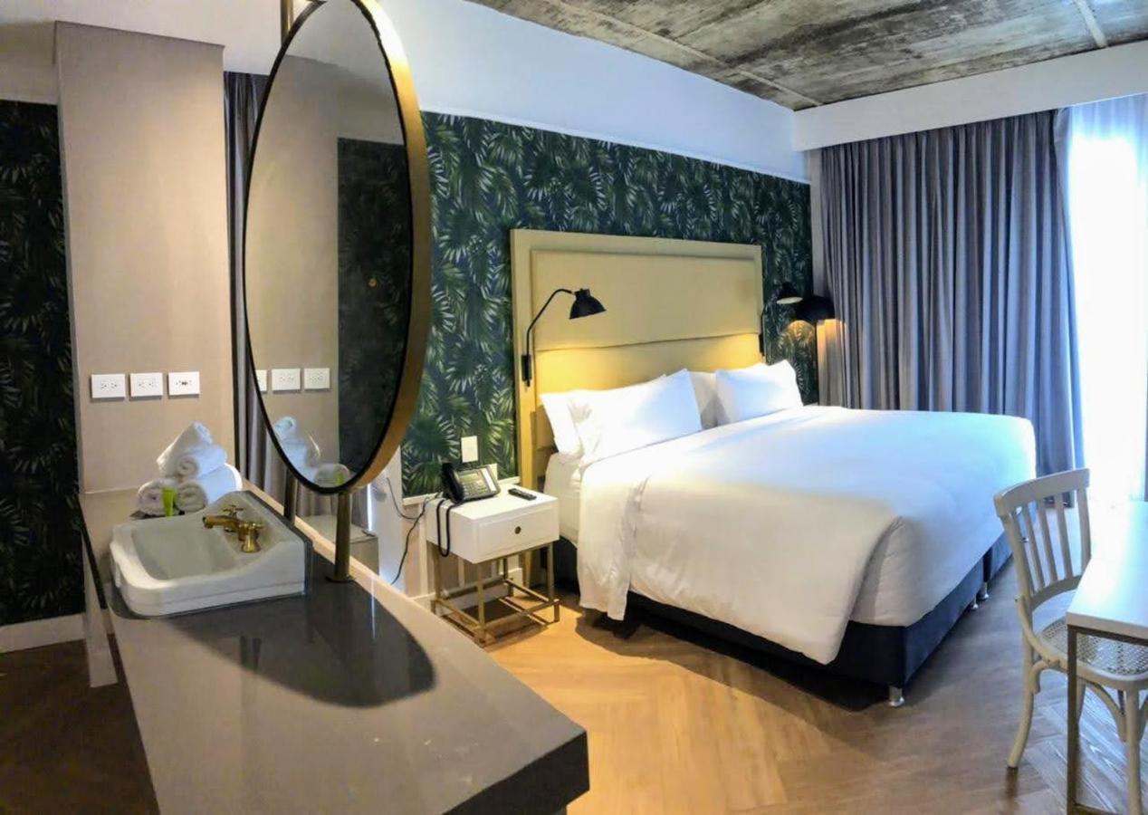 Faranda Collection Barranquilla, A Member Of Radisson Individuals Hotel Barranquilla  Bagian luar foto Deluxe Room