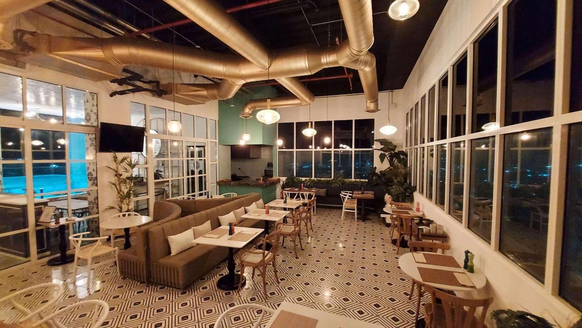 Faranda Collection Barranquilla, A Member Of Radisson Individuals Hotel Barranquilla  Bagian luar foto The interior of a typical restaurant