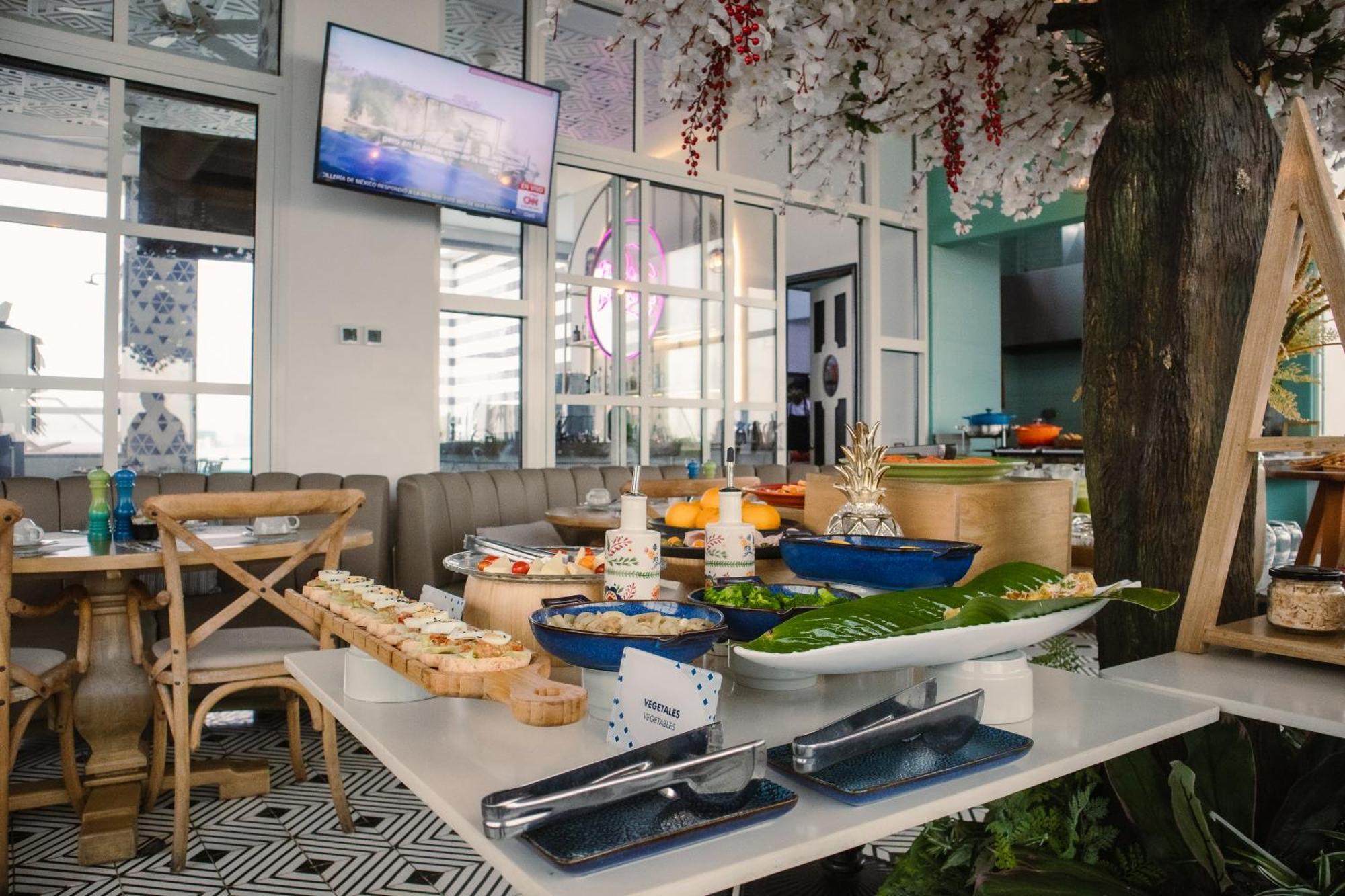 Faranda Collection Barranquilla, A Member Of Radisson Individuals Hotel Barranquilla  Bagian luar foto The interior of the restaurant
